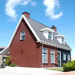 Villa De Zilte Zeelucht By Droomvilla